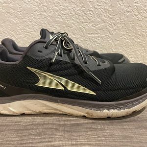 Men’s Alta Rivera Running Shoes